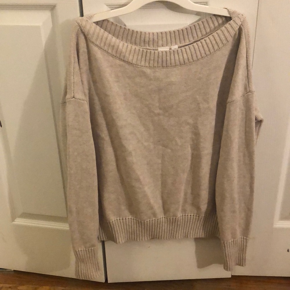 Boat neck sweater